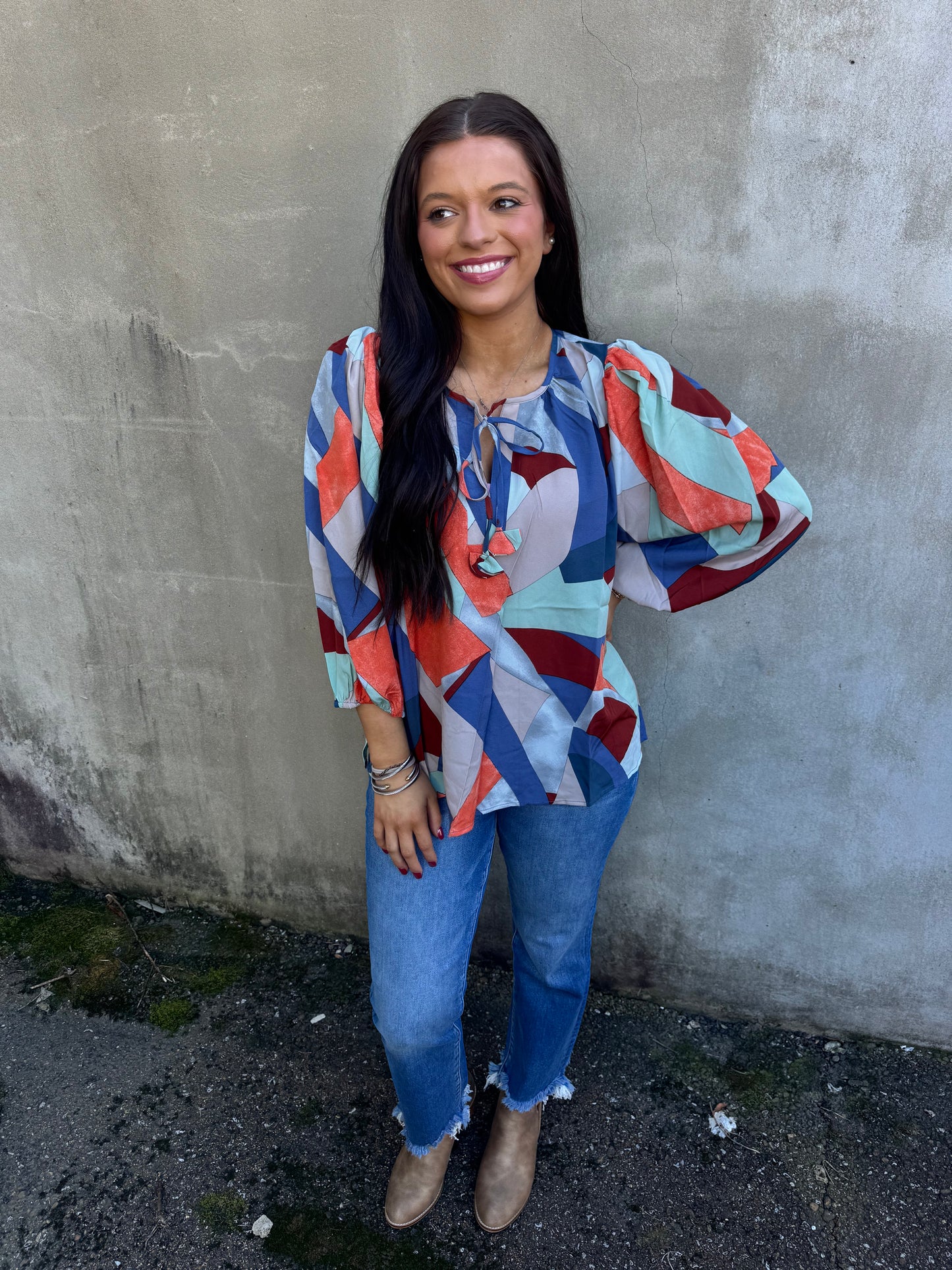 Abstract Tie Top
