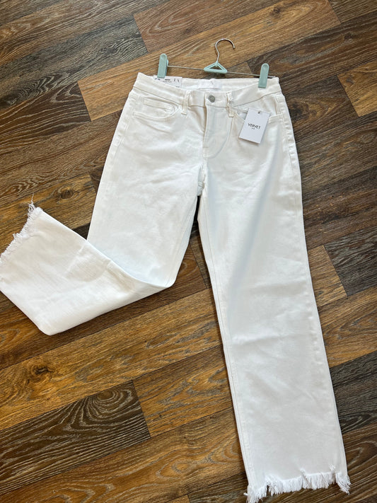 Mid Rise Crop Straight- white