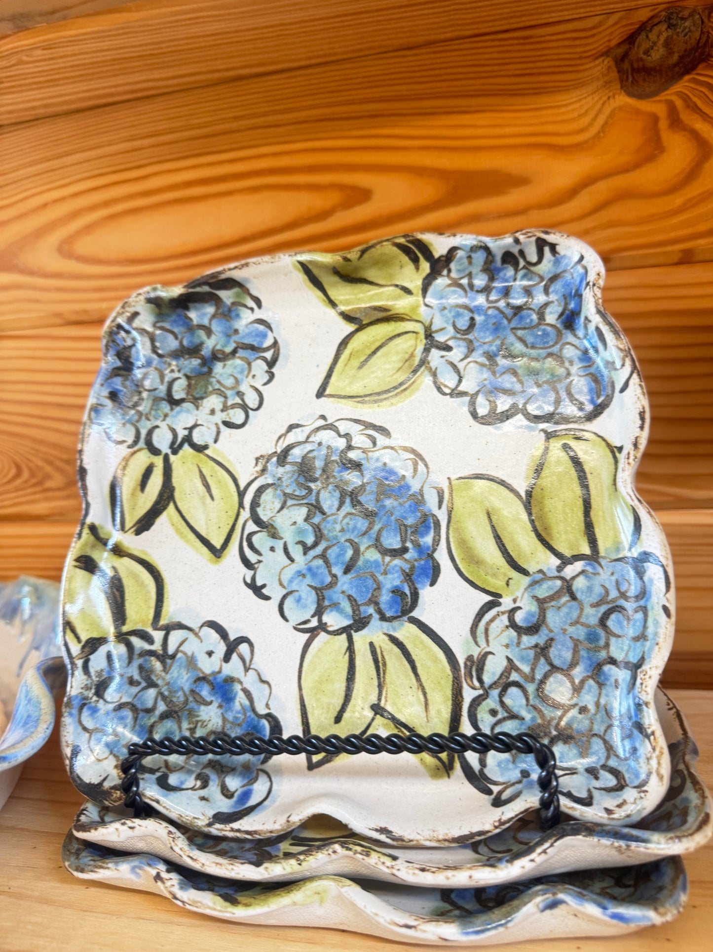 Hydrangea Plate